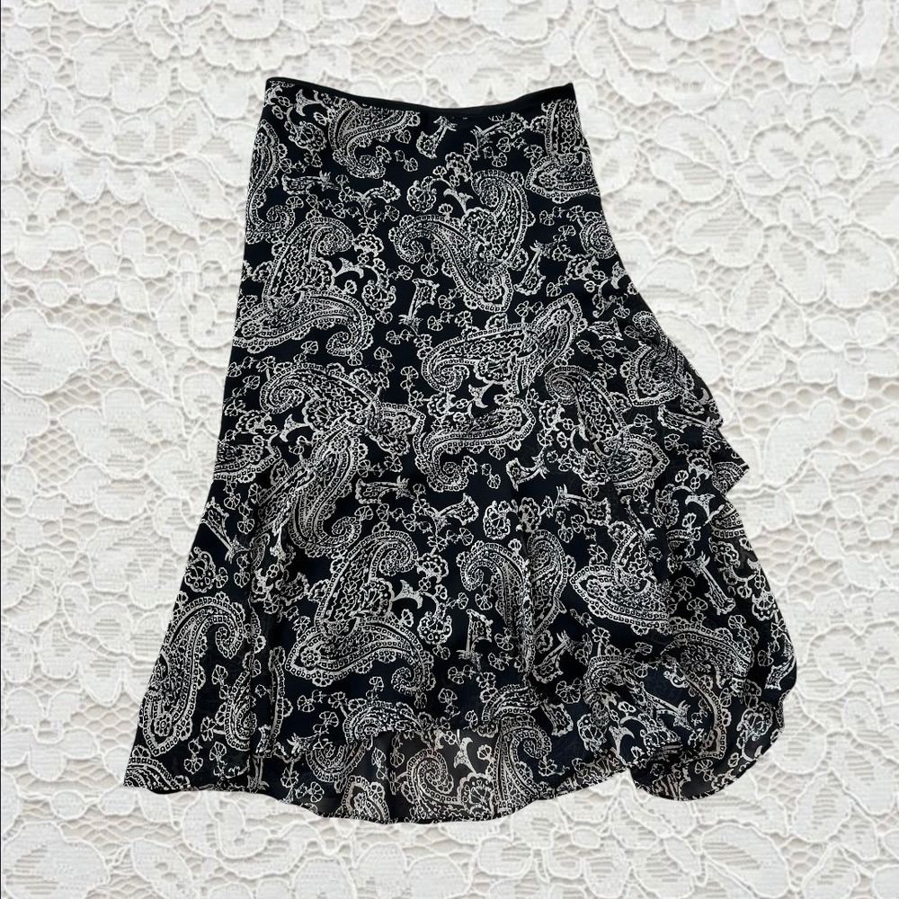 vintage black & white paisley patterned ruffle midi skirt
